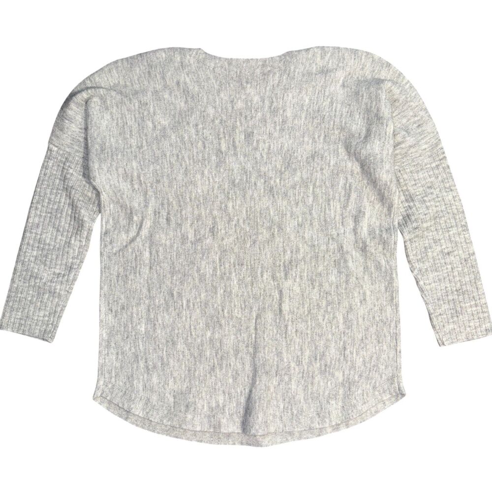 NWT Lilly Pulitzer Arna Buttoned Longline Sweater - Seaside Grey, Size M - Picture 7 of 8
